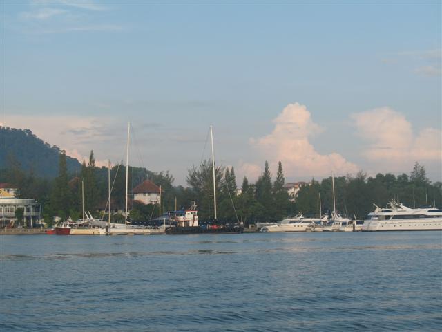 21. července 2008: Lumut Lumutský jachtklub